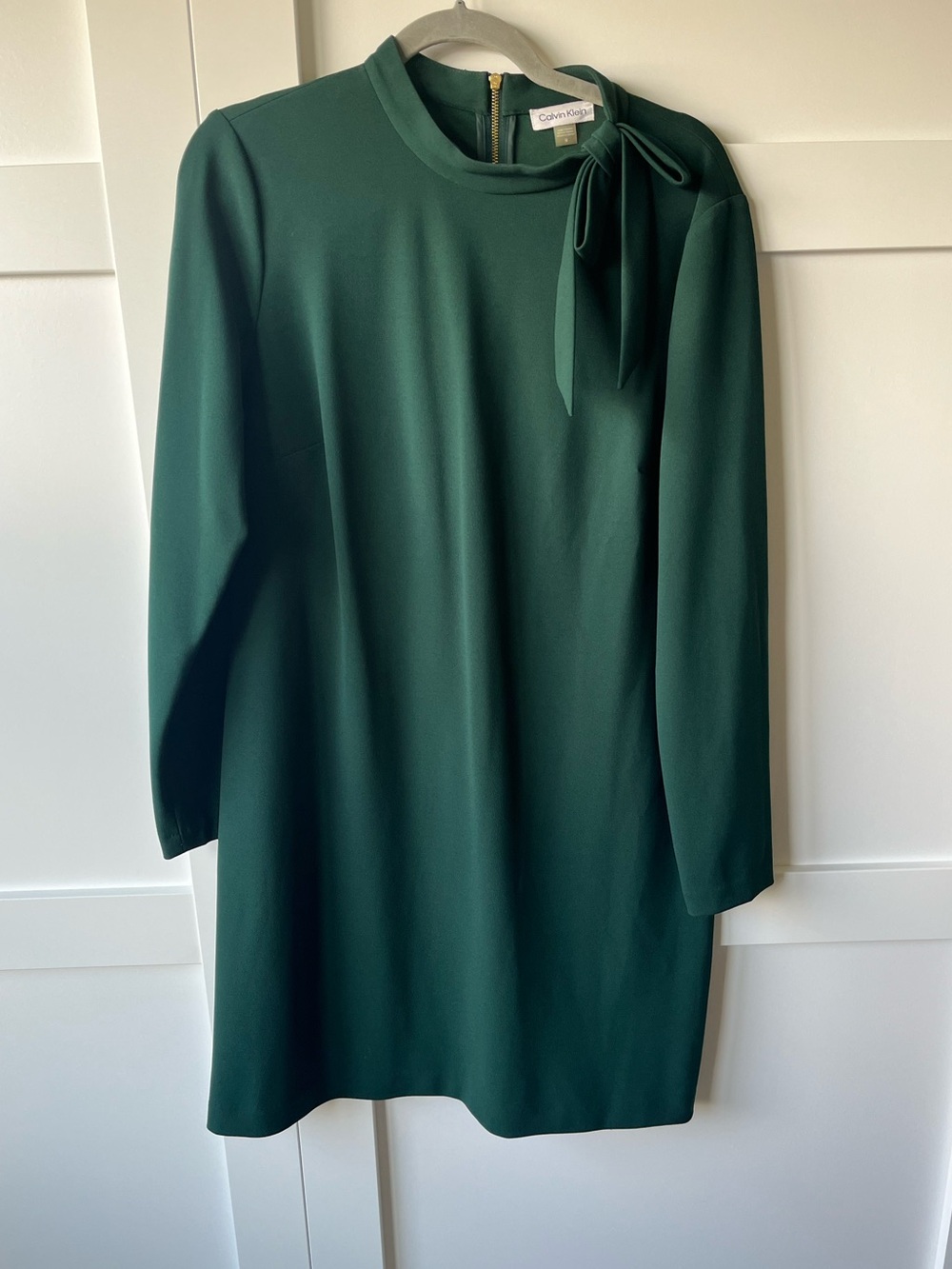 Calvin Klein Emerald Green Long-Sleeve Shift Dress with Neck Bow
